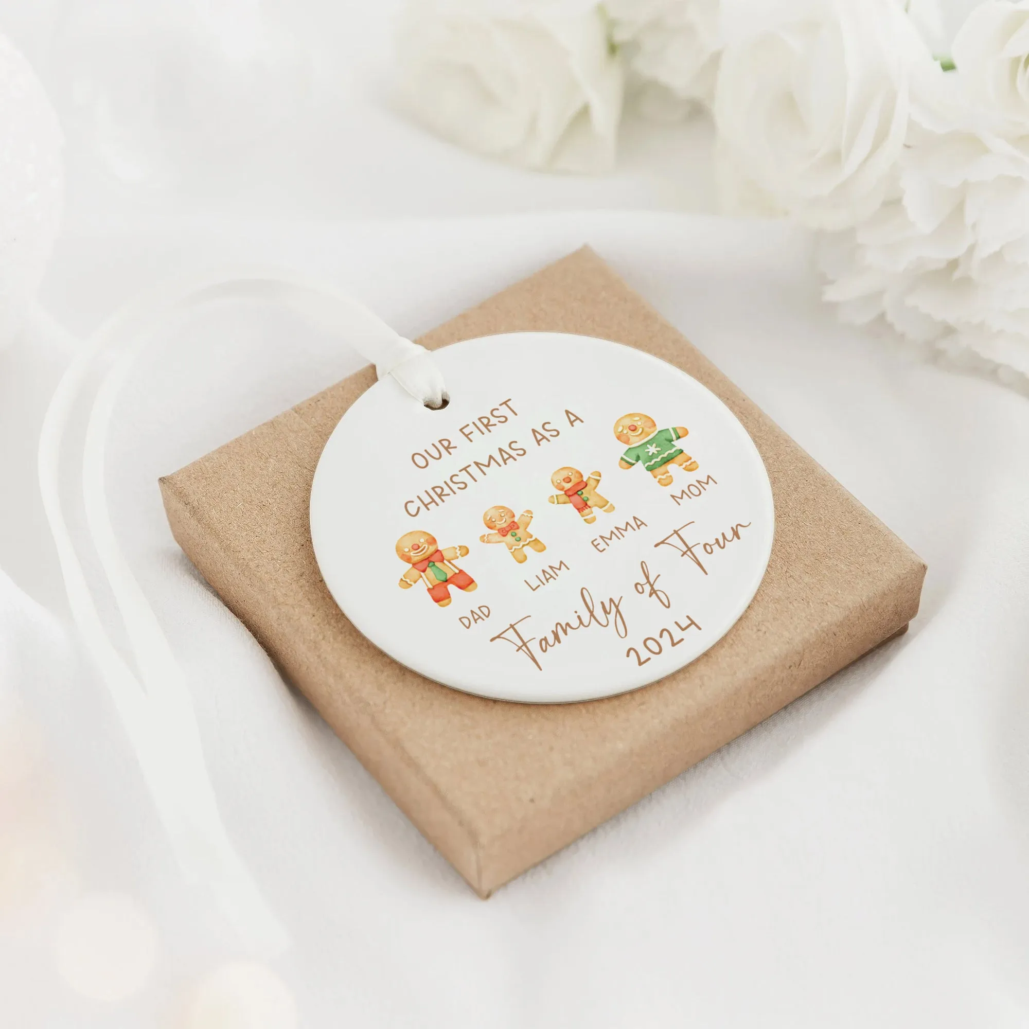 Personalized Ceramic Family Ornament, Family Christmas CX02-22
