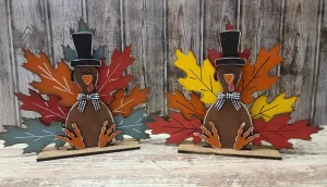 Turkey shelf sitter